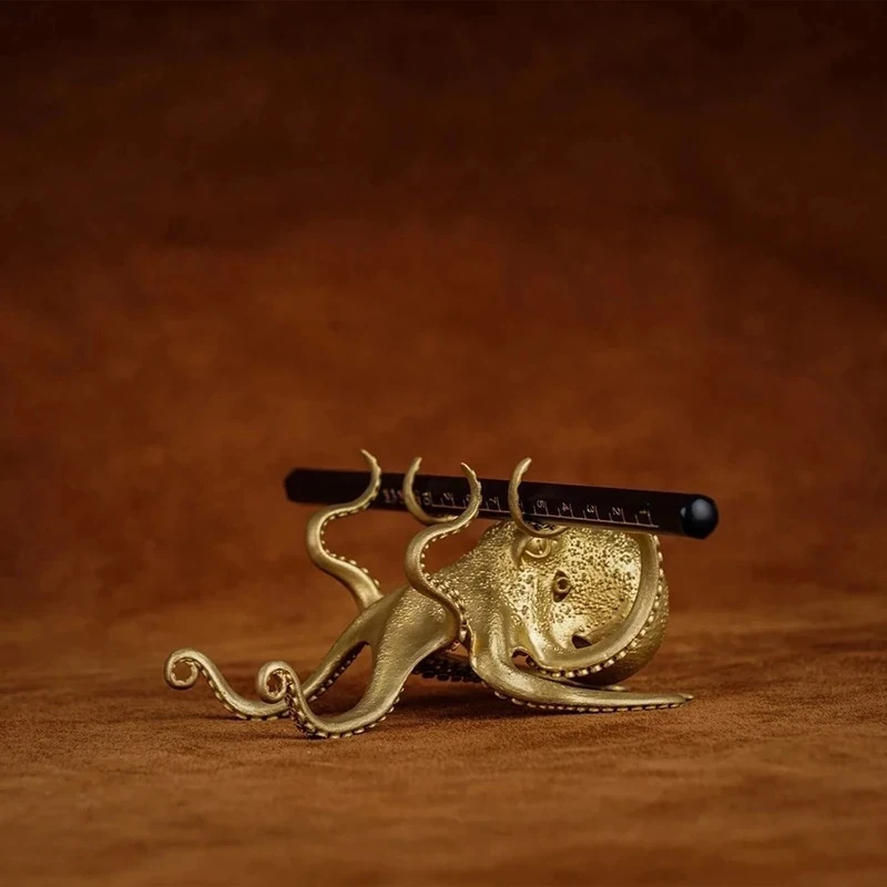 Novi Kreativni prikladniji mesinga Hobotnica Postolje za Računalo Telefon Držač Olovke Zabavne Ukrase u obliku malih životinja Dar Ukras Kućni Ured Slika  3